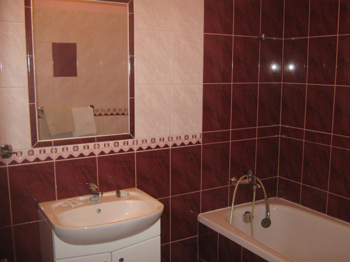 Bathroom, Penzion Viktoria, Galanta