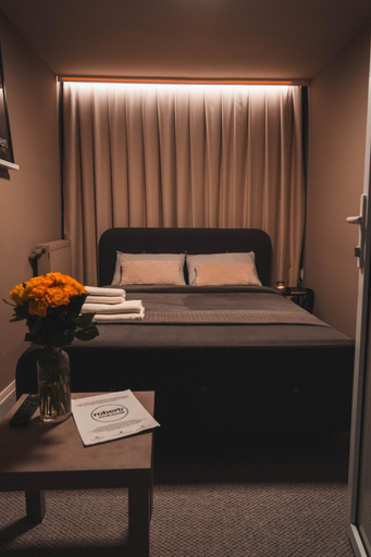 Bedroom 2, Robert Local Social Restaurant & Accomodation, Harsova