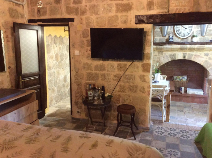 Bedroom 2, George & Alexandra's Apartments, South Aegean
