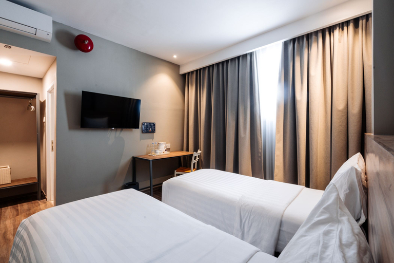 Bedroom 4, Stay Kertapati Hotel, Palembang