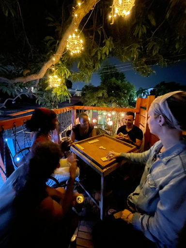 Food & Drinks 4, Ragamuffin Hostel