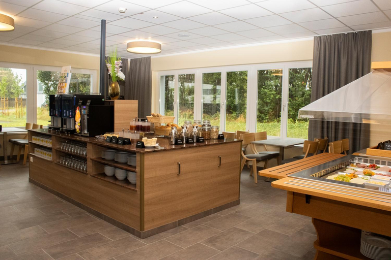 Food & Drinks, OEKOTEL Graz Airport, Graz Umgebung