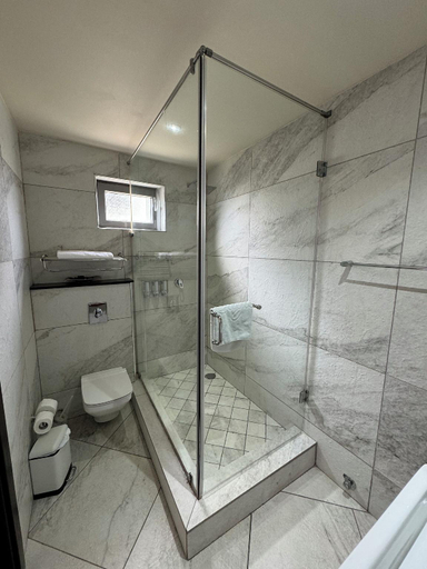 Bathroom 5, The Palms by Eagles Airport Residential, Accra