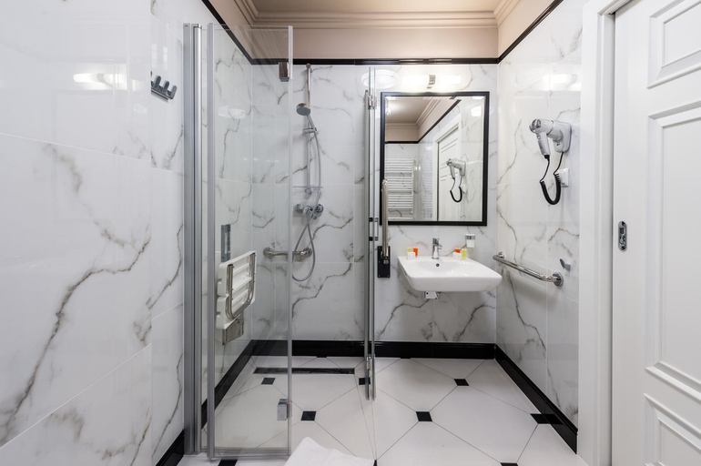 Bathroom 5, Dom Zdrojowy, Lubań