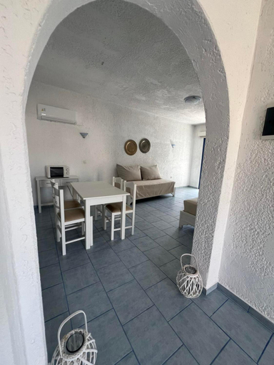 Others 3, Marinas Studios, South Aegean