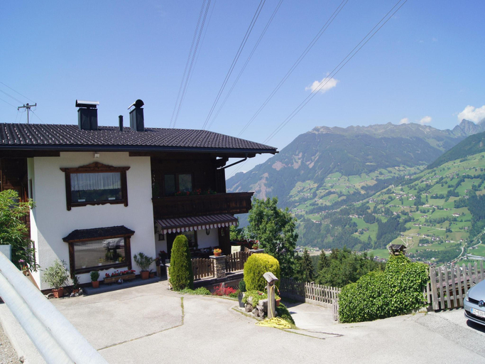 5, Holiday Apartment Near ski Area, Schwaz