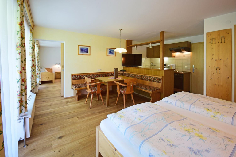 Bedroom, Gastehaus Waltl, Zell am See