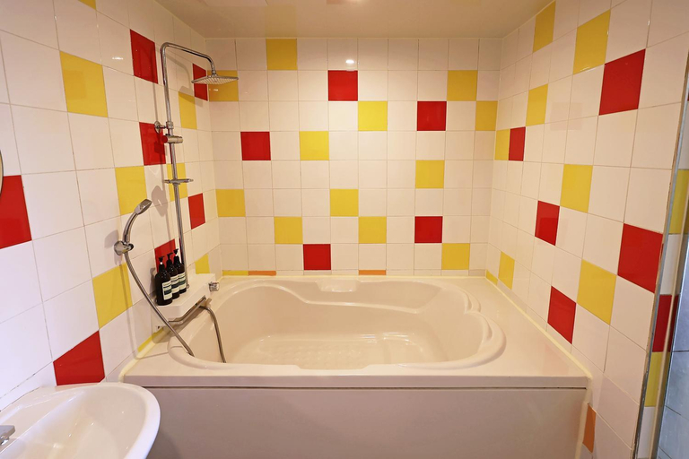 Bathroom 5, Hotel Gem, Haeundae
