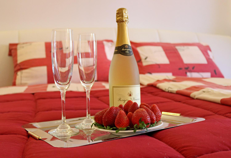 Food & Drinks, Apartments Medulin - Orijeta, Medulin