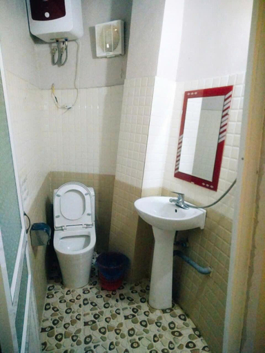 Bathroom 4, Moc House, Mộc Châu