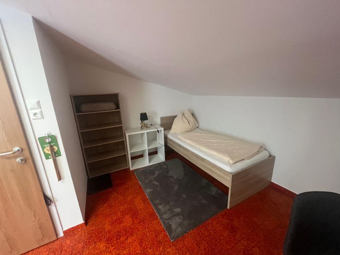 Bedroom 2, Gasthof Berghof, Neunkirchen