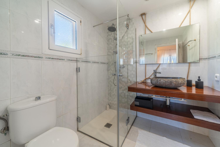 Bathroom 5, Son Serra Paradise, Beachfront Villa, Baleares