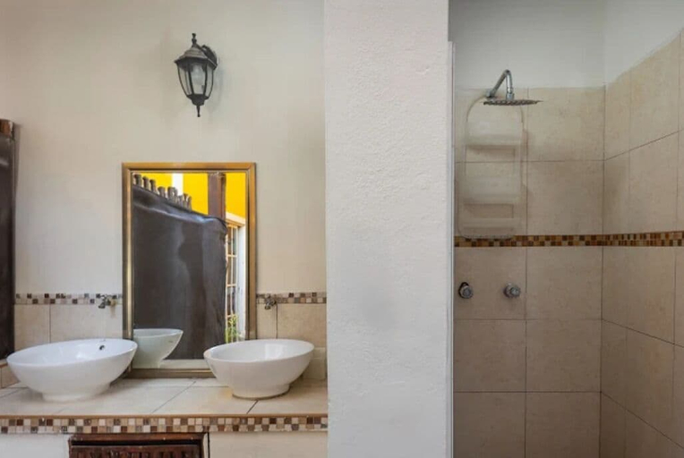 Bathroom 2, Casa Frida, Cozumel