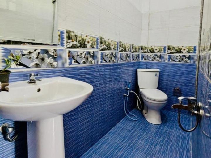 Bathroom, Rashmika Home Stay, Ambagamuwa