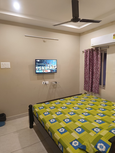 Room 5, Hotel Homestay Bhimavaram, West Godavari