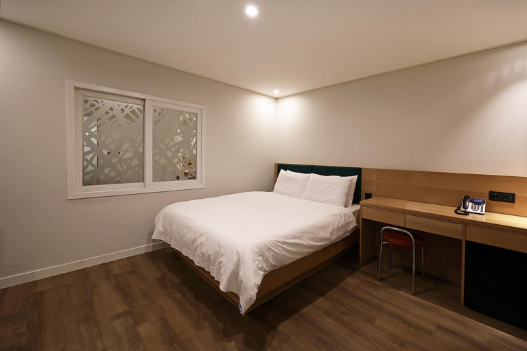 Bedroom 3, Hotel Gem, Haeundae