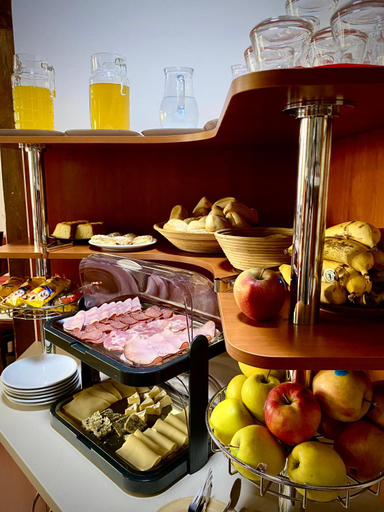 Food & Drinks 4, Penzion Na Hradbach, Louny
