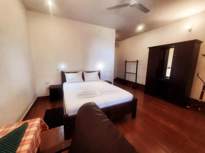 Bedroom 2, Seashore Beach Resort Varkala, Thiruvananthapuram