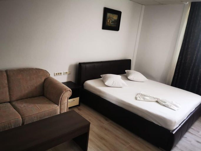 Bedroom 4, Hotel Viva, Ploiesti