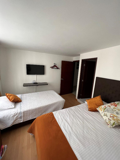 Bedroom 2, Oporto 83, Santafé de Bogotá