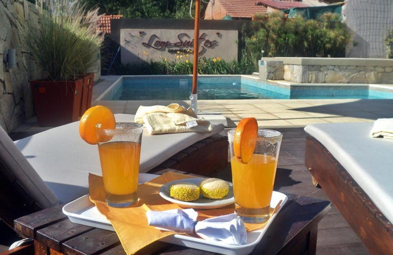 Food & Drinks, Lom Suites, Junín