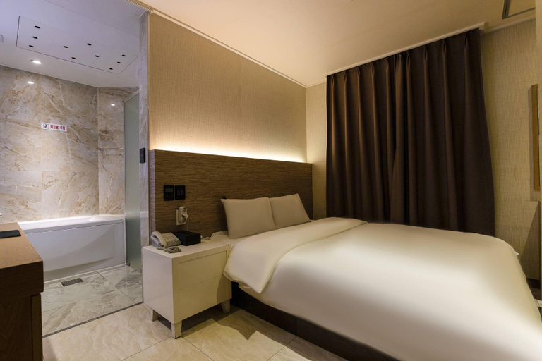 Bedroom 3, Yeongdeungpo Hotel Basic, Yeongdeungpo