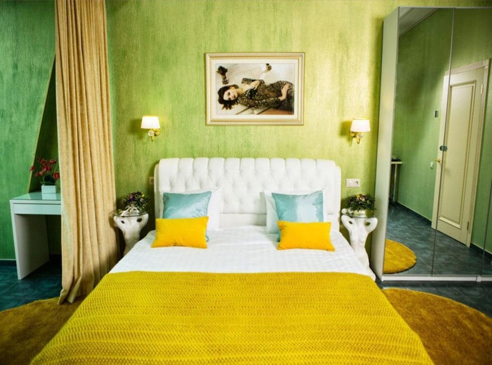 Bedroom 2, Imperia City Hotel, North-Western