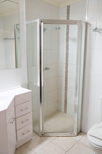 Bathroom 3, Arlberg Hotham, Mount Hotham Alpine Resort
