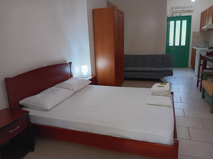 Bedroom 2, Lenia Studios, Ionian Islands