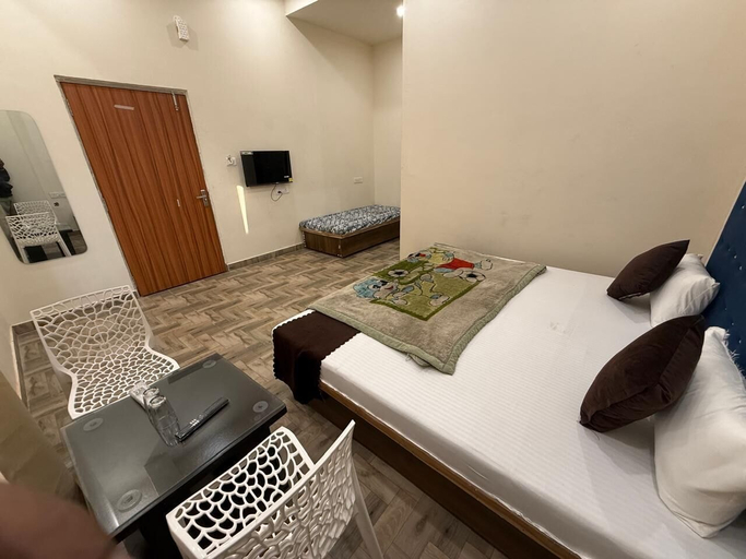 Room 4, Hotel Pilgriims, Varanasi