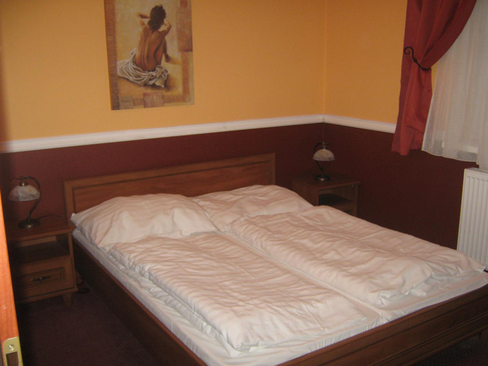 Bedroom 2, Penzion Viktoria, Galanta