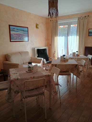 Others 5, B&B La poeta, Fermo