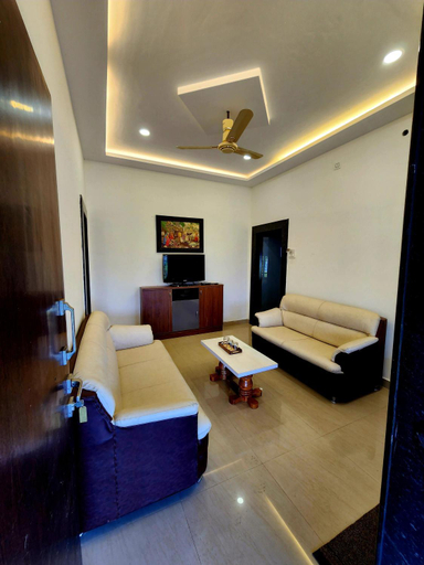 Bedroom 2, Kunjwan Resort, Pune