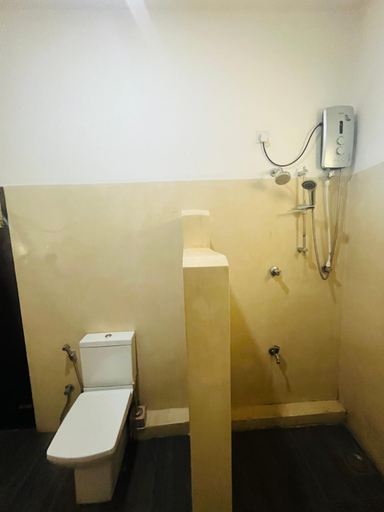 Bathroom 2, Sleepy Head Guesthouse, Habaraduwa