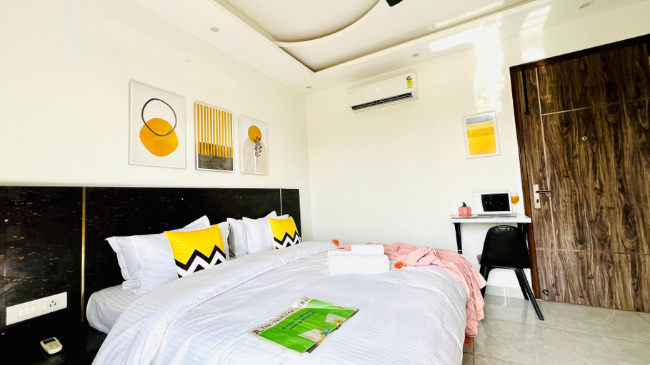 Room 4, The Secret Lodges Banquet Hall Gurgaon, Gurgaon