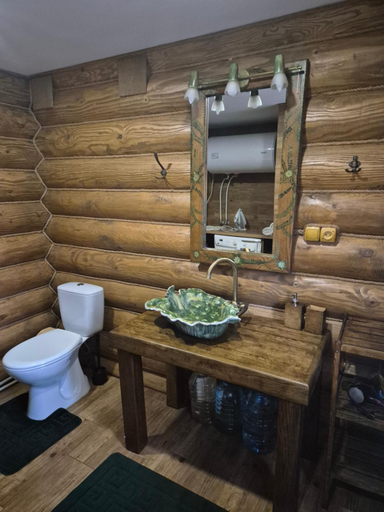 Bathroom 3, Pryvitannya Sontsyu, Drohobyts'kyi