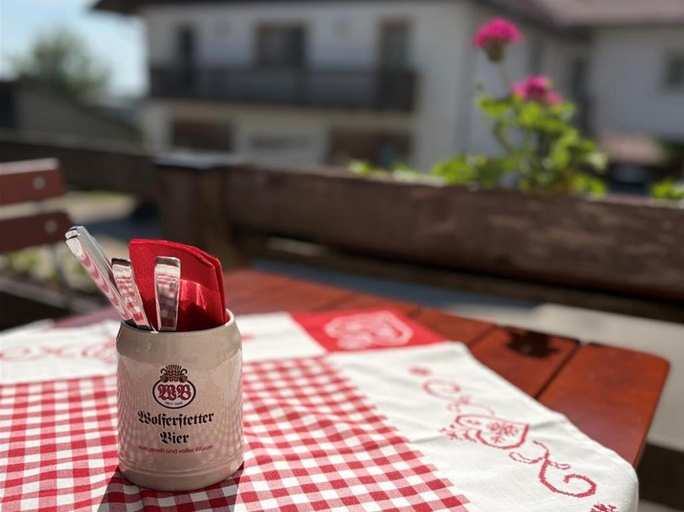 Food & Drinks 4, Gasthaus Pension Augenstein, Deggendorf
