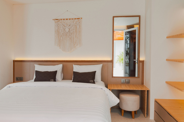 Room 4, Uma Avaya Villas Canggu, Badung