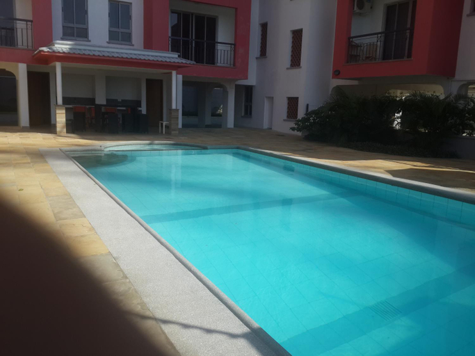 Sport & Beauty 2, Shanzu Beach apartment with stunning Ocean view, Kisauni