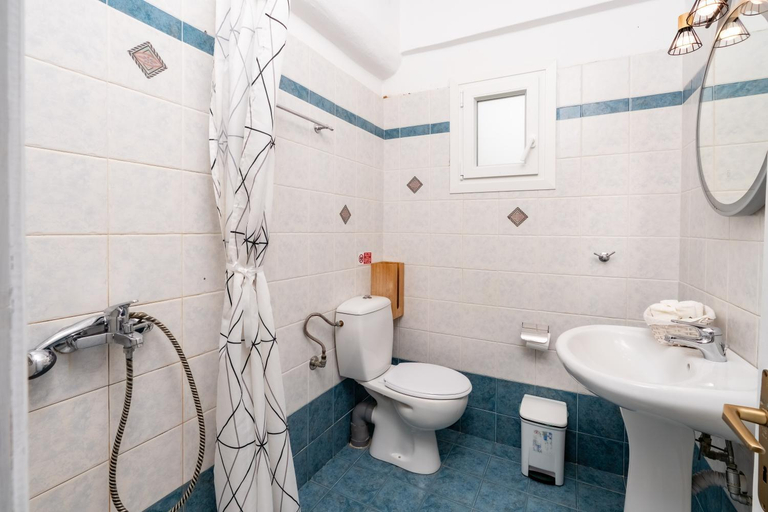 Bathroom 3, Cyclades Beach Apartments, South Aegean