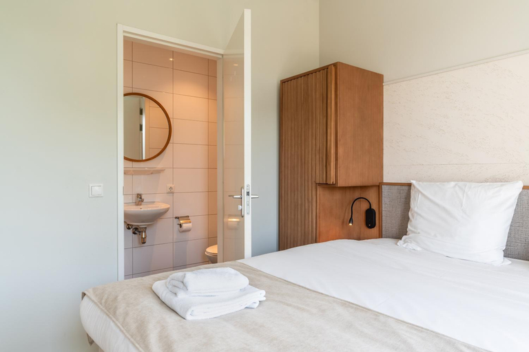 Bedroom 2, UtrechtCityApartments – Huizingalaan, Utrecht