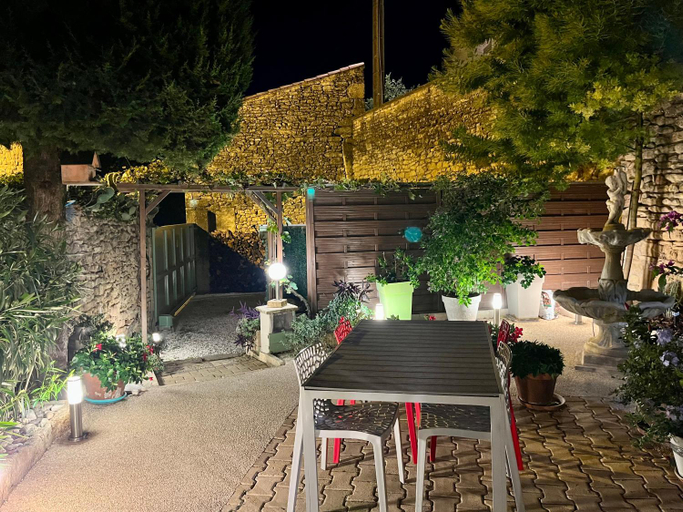 Food & Drinks 4, locastillon, Gard
