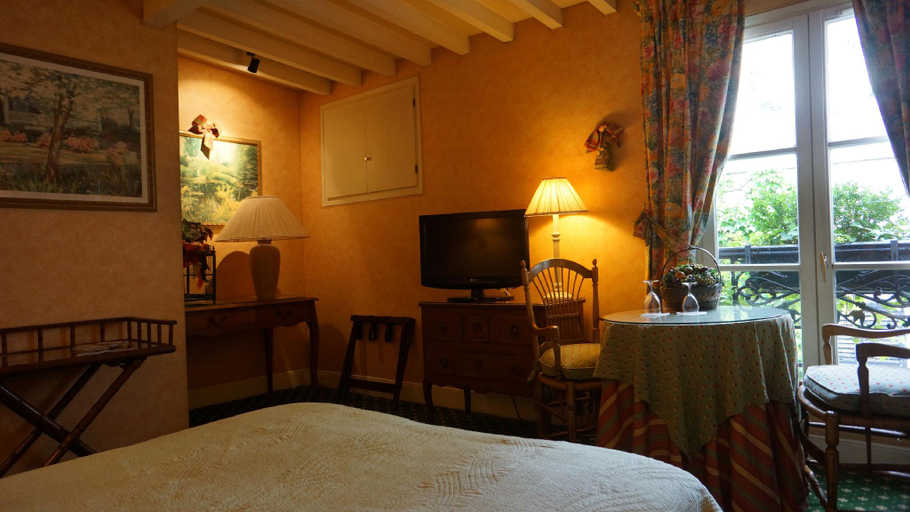 Bedroom 2, Le Relais Medicis, Paris