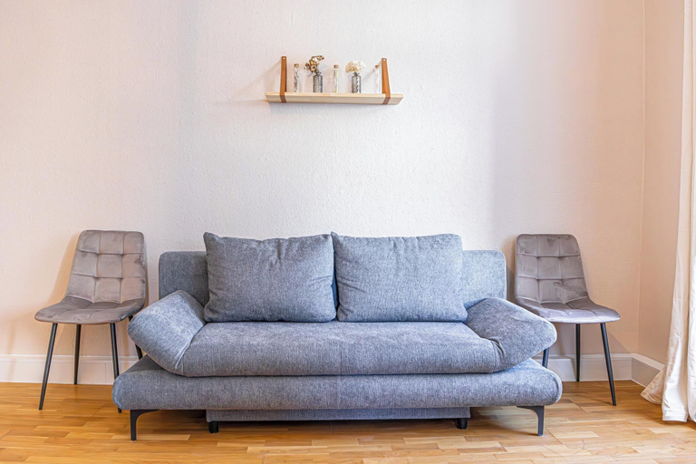 Living area 5, Comfortable 2BR Apt Near Attractions, Wien
