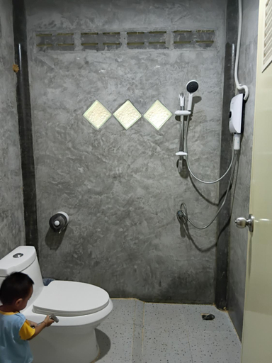 Bathroom 3, Cha Bungalow, Ko Yao District
