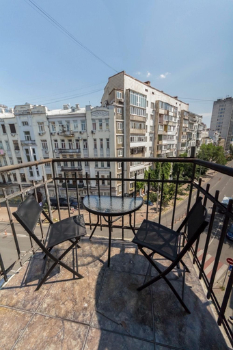 Others 4, Apartments in the CENTER on Shota Rustaveli, Holosiïvs'kyi