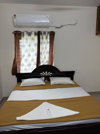 Bedroom 2, Karthikeyahomestay , Chittoor