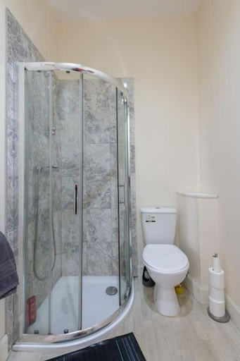 Bathroom 2, CASTLEBANK HOUSE FLATS, DINGWALL, Highland