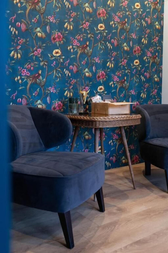 Interior 5, Life Contains Beautiful Things, Almere