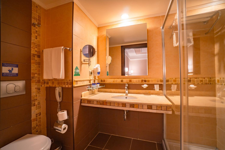 Bathroom, Royal Atlantis Spa & Resort, Manavgat
